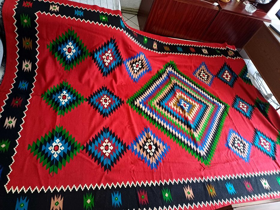 Килим 100% вълна