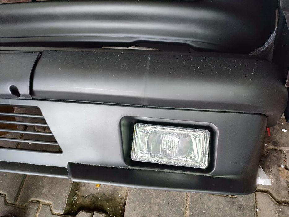 Мерс 124 бампер AMG передний