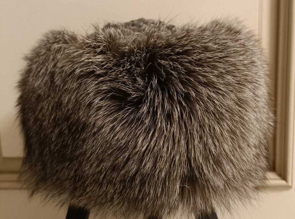 Шапка песец и каракуль  56 размер