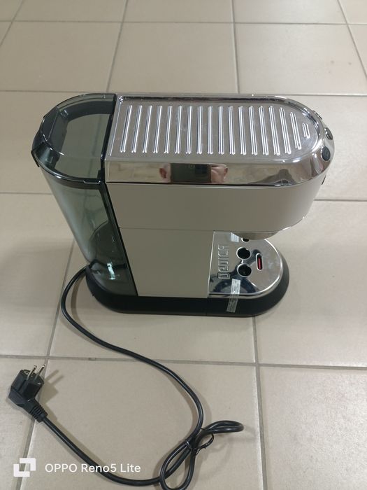 Кофеварка Delondhi