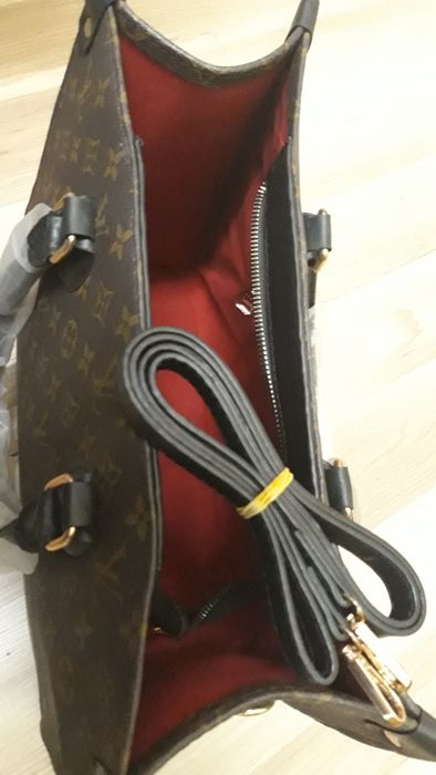 Дамска чанта Louis Vuitton