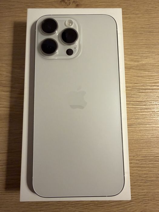 iPhone 15 Pro Max 256GB, full box, 10/10