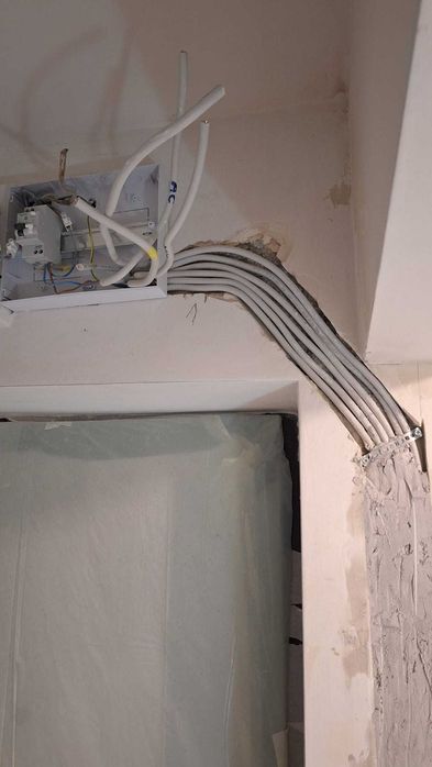 Electrician calificat - english speaker