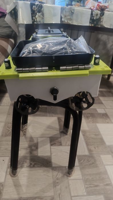 Прикормочный кораблик S 80 TURBO