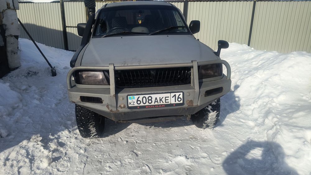 Бампер Митсубиси