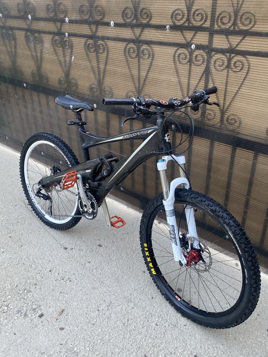 Bicicleta white carbon