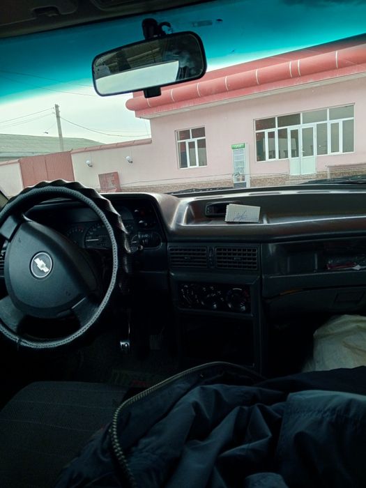 Nexia 1 xolati yaxshi