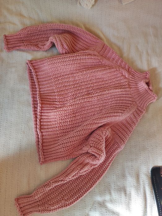 Пуловери вълна размер Хс-М