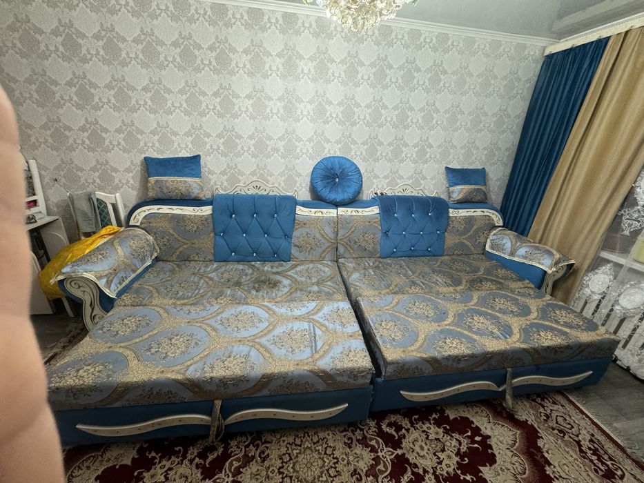 Диван большой 3,25 м