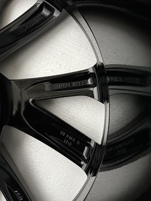 Jante originale Skoda 5x112 R19, model VEGA.