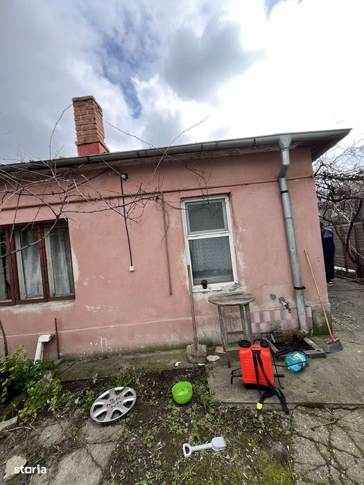 Casa demolabila NicolaeRomanescu