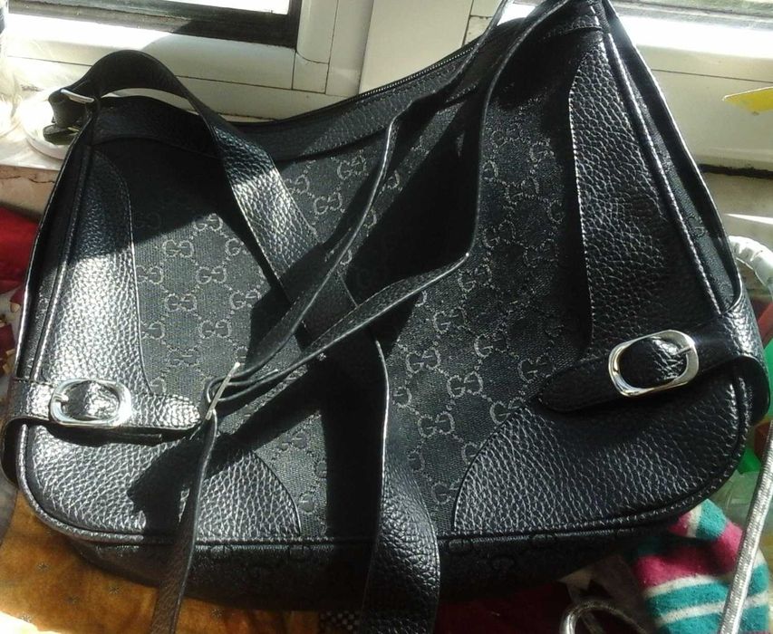 genti  aduse din italia, unele noi nepurtate de firma