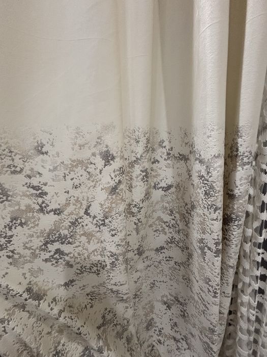 Продаю шторы и тюль срочно