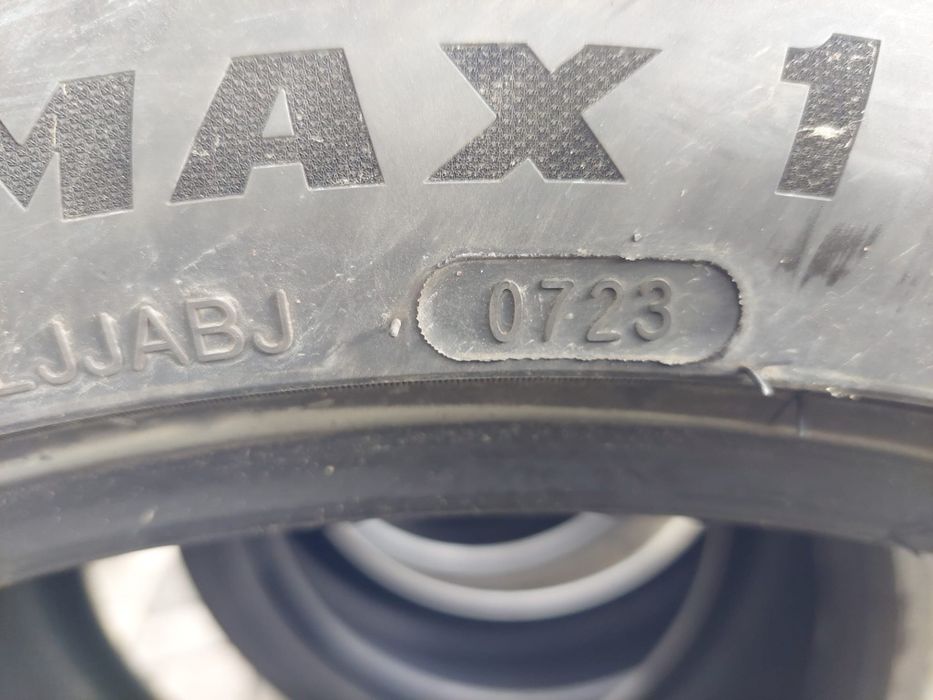 vând 4 anvelope de vară 225 45 19 dot 2023