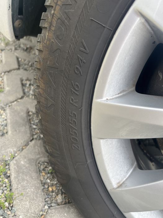 Set 4 Anvelope All Season Kormoran 205/55 R16 94V – DOT 4523 (Rulate foarte puțin)