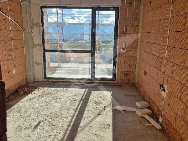 Продава се Тристаен апартамент в Пловдив, Тракия - 127 кв.м за 940 €/кв.м - Снимка #1