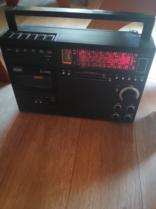 Radiocasetofon BASF model: D-2100