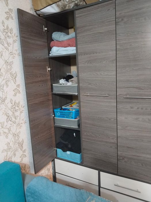 Шкаф плательный для одежды