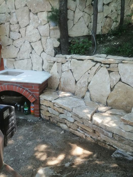 Pietrar, Piatră naturală , lespezi, pasi