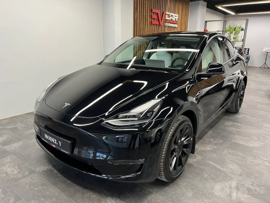 Продам свою Tesla Model Y Dual Motor! 2023