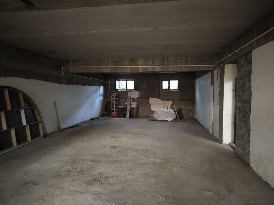 Нежилое помещения. Noturar joy. Hostel. Ofis