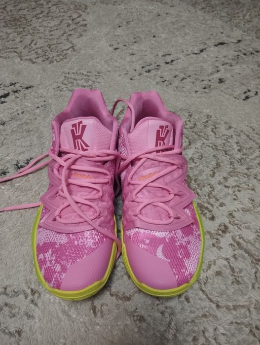 Кросовки Nike Kyrie Five