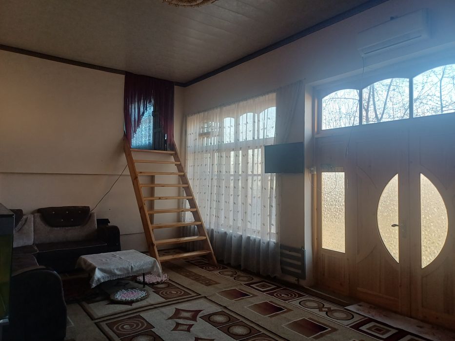 Uy sotiladi parsezda