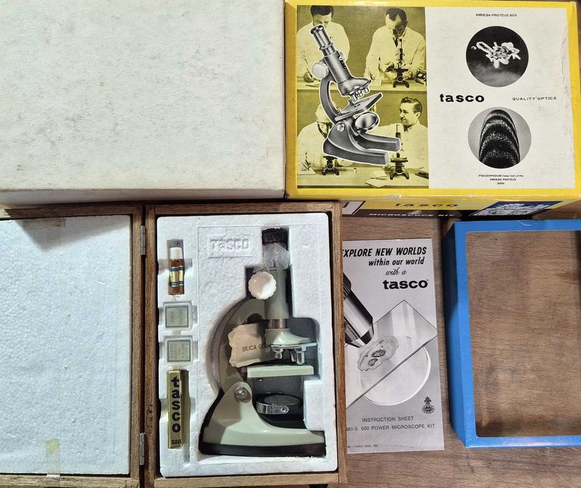 Японски Микроскоп Tasco 1970г (600 Power Microscope Kit) в дървена кутия