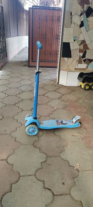 Продам Детский самокат