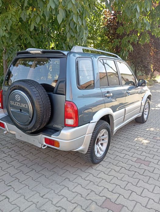 Suzuki grand Vitara Benzina 2.0 Autoturism