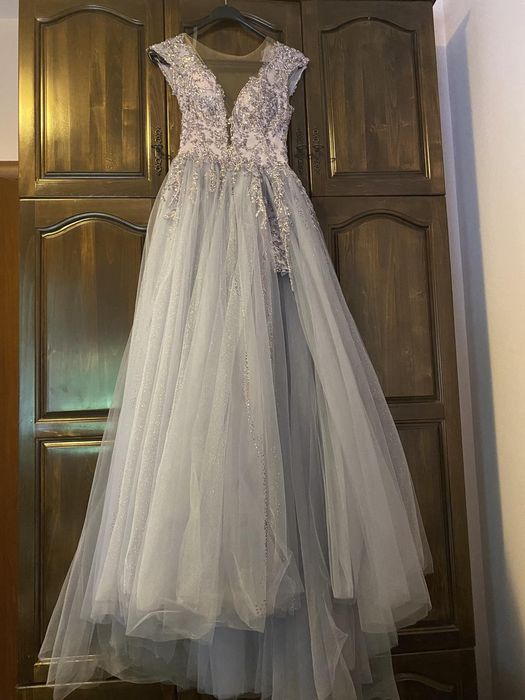 Официална рокля RADICHEV