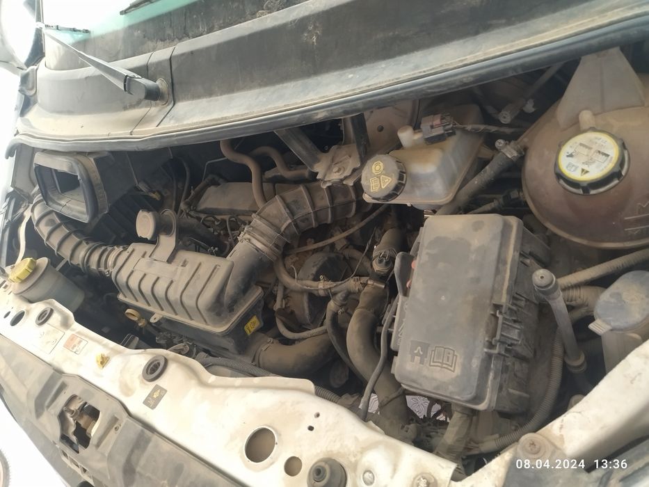 Ford transit sotiladi