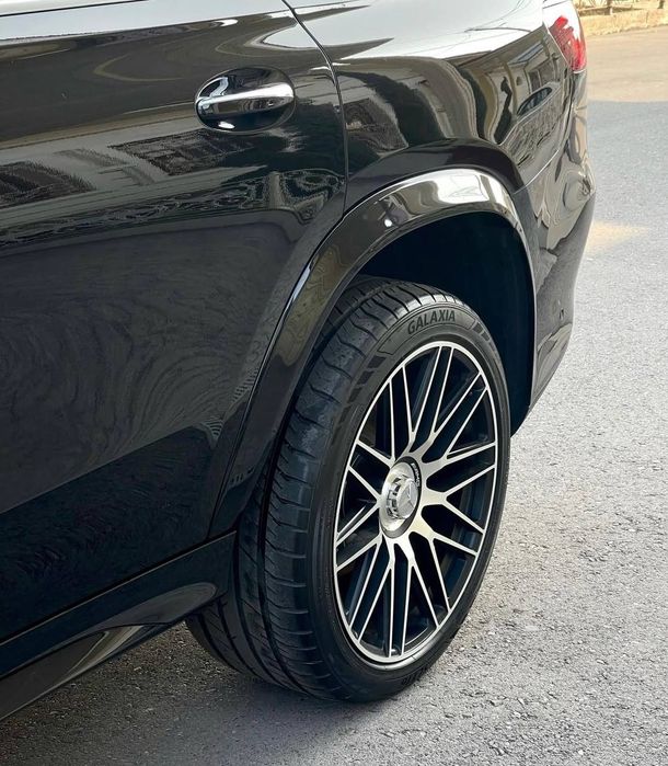 Mercedes Benz GLS 450   Restayling 2025