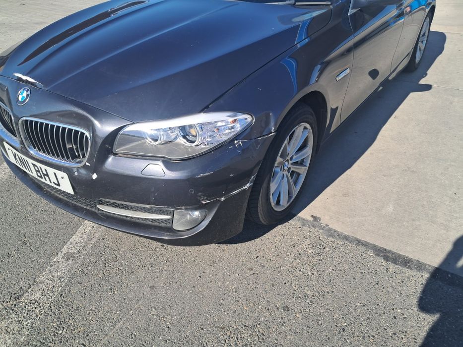 Vand BMW 520 An 2011. ( UȘOR AVARIAT)