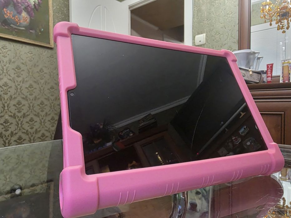 Таблет Lenovo Yoga Smart Tab