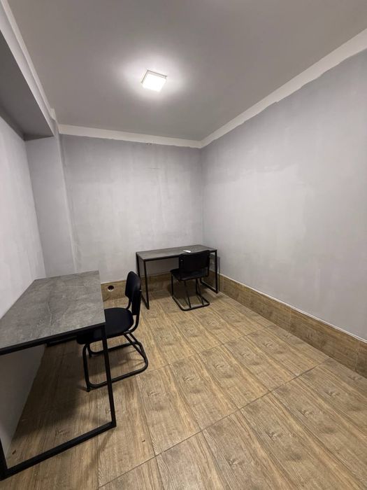 Аренда под офис 3 минут от метро Шахристон, 15м2 150$