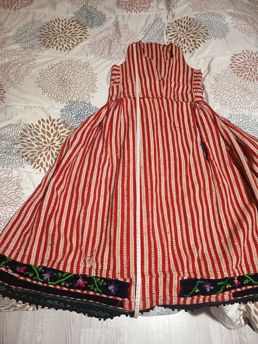 Сливенска криволичена рокля