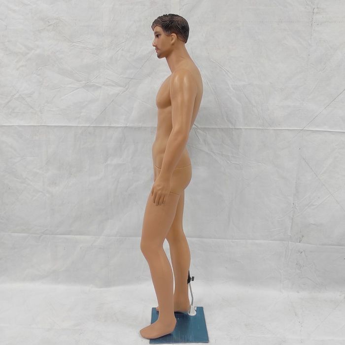 Манекен оригинал фабричный.