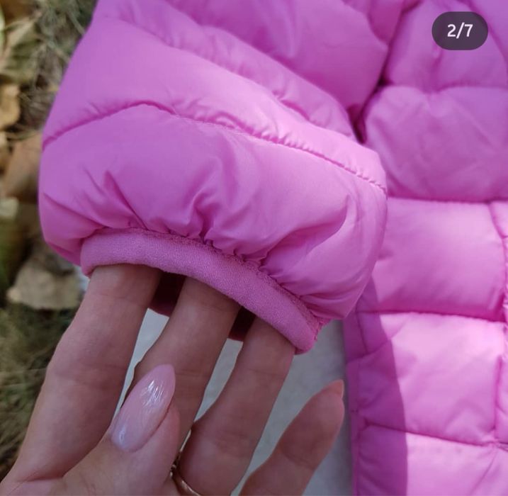 Продам куртку на девочку