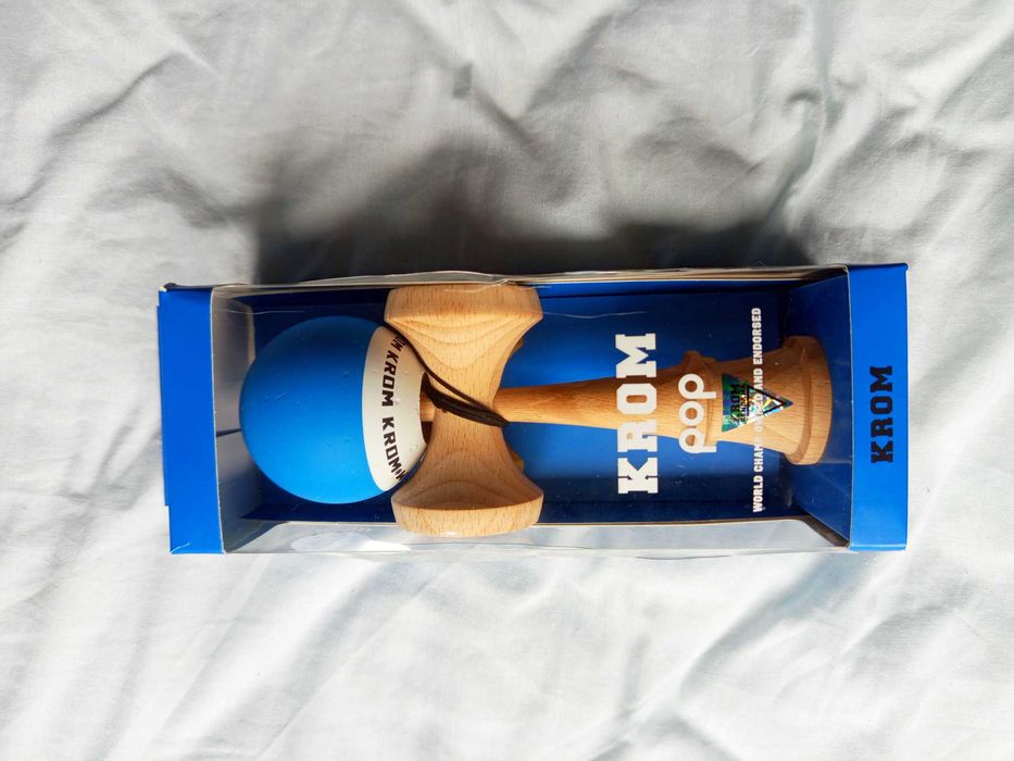 Kendama krom pop albastru inchis