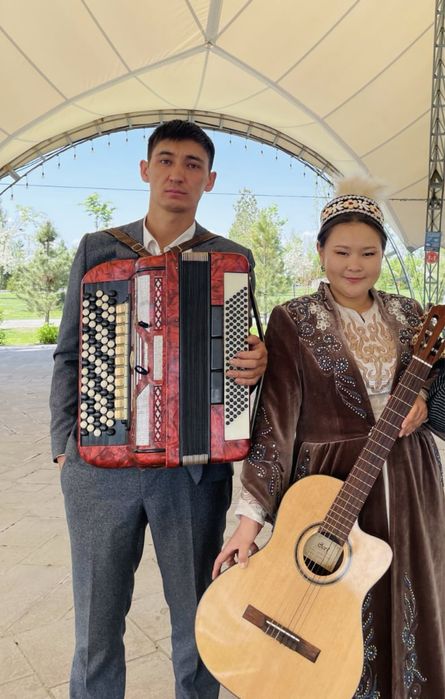 Баян домбыра , Асаба , Тамада Құдалық той