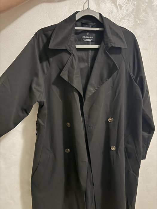 Trench negru Stradivarius S