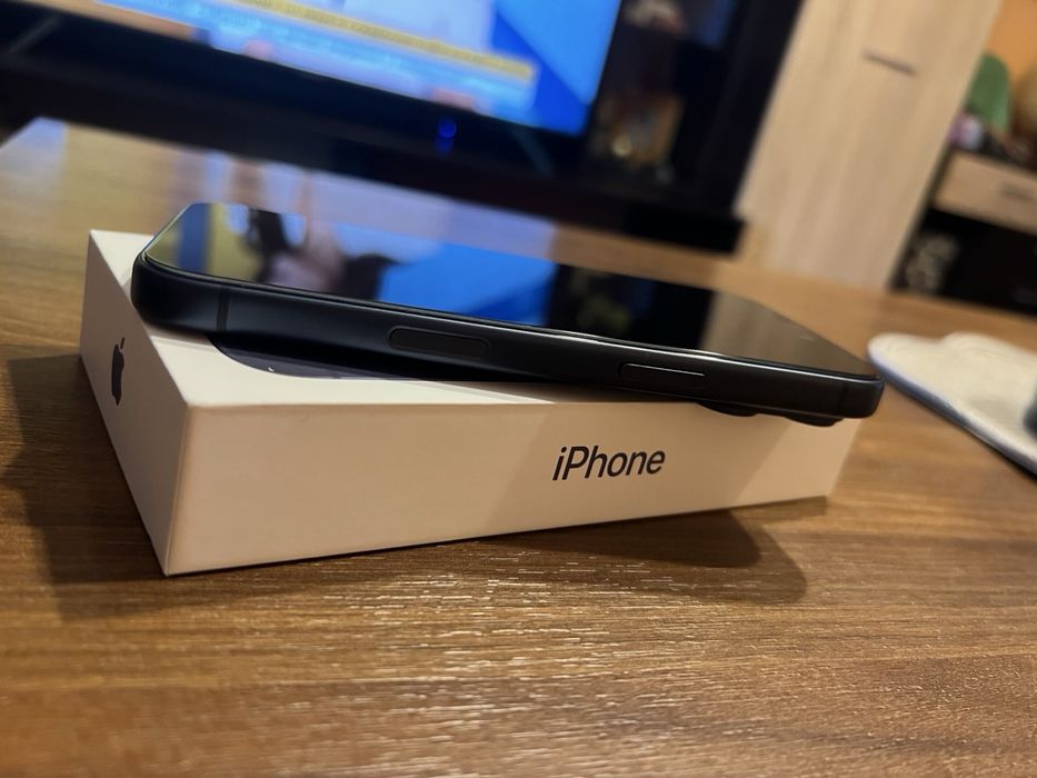 Продава се Iphone 17 pro,256gb.