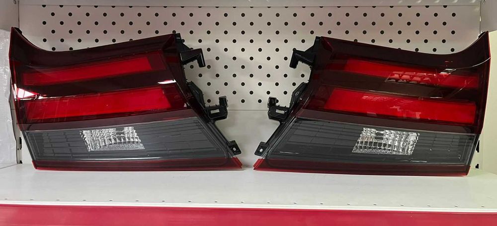 Задние фонари TOYOTA Alphard 30 кузов 15-17 г.в оригинал из Японии