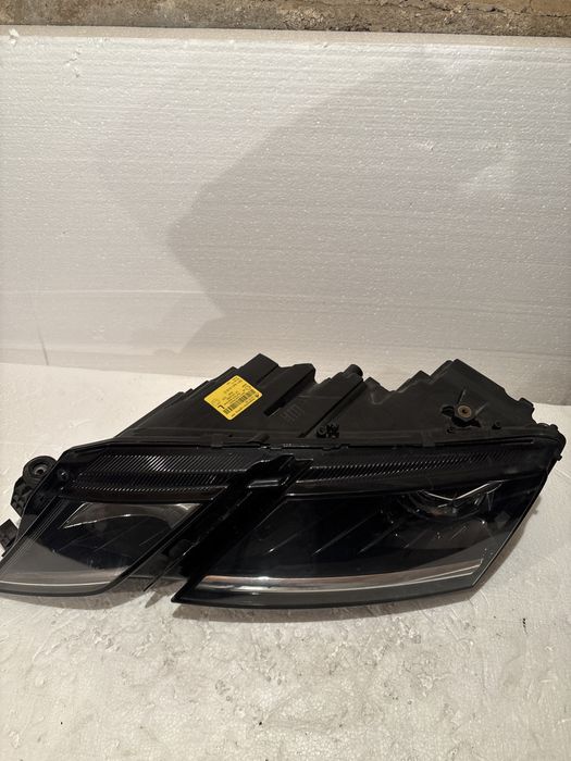 Фар Skoda Octavia