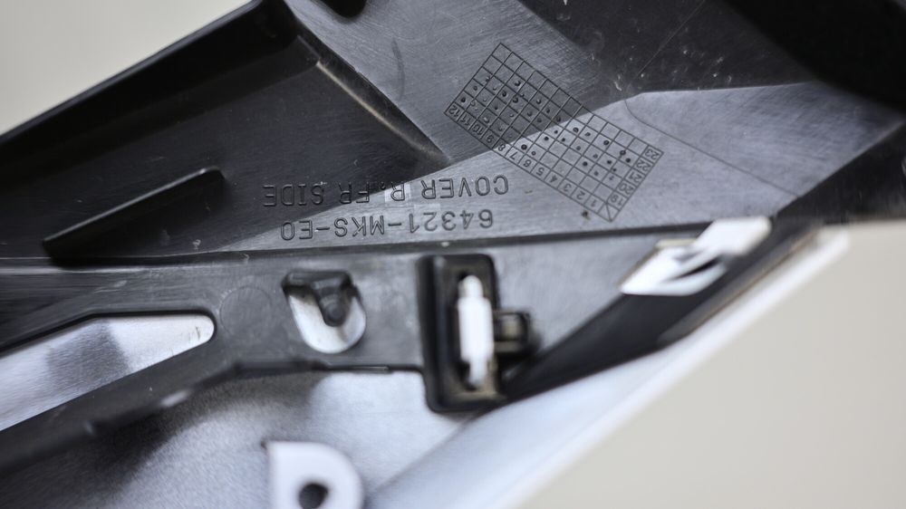 Honda CRF 1100 L Africa Twin 2020 - 2024 Carena lateral dreapta fata