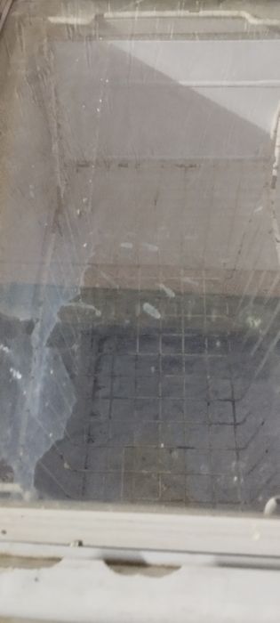 Продам морозильник