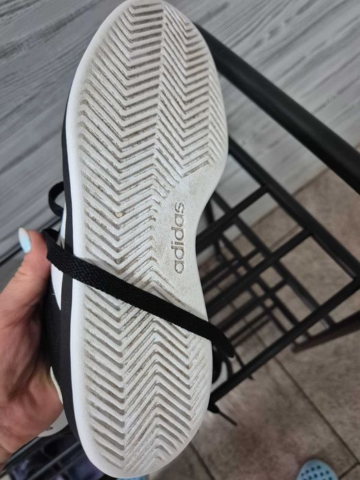 Маратонки Адидас 36 номер