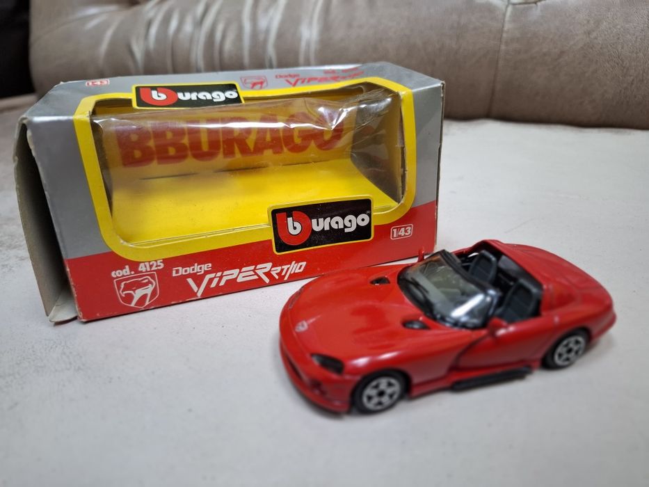 Колички  Burago 1:43