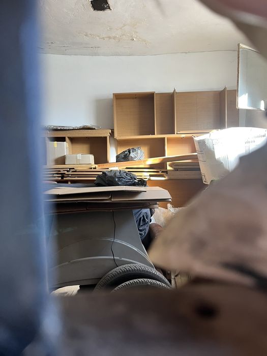 Магазин и бивша хлебопекарна.Перник